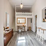 Annika's Family House شقة