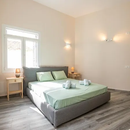 Apartment Annika's Family House Aperion