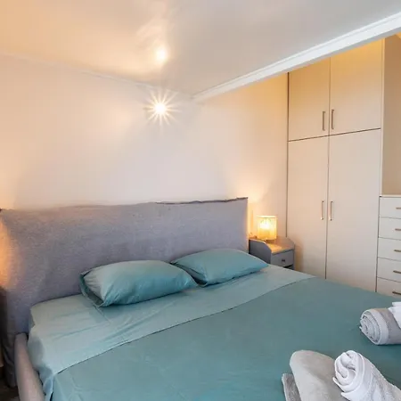 Annika's Family House *