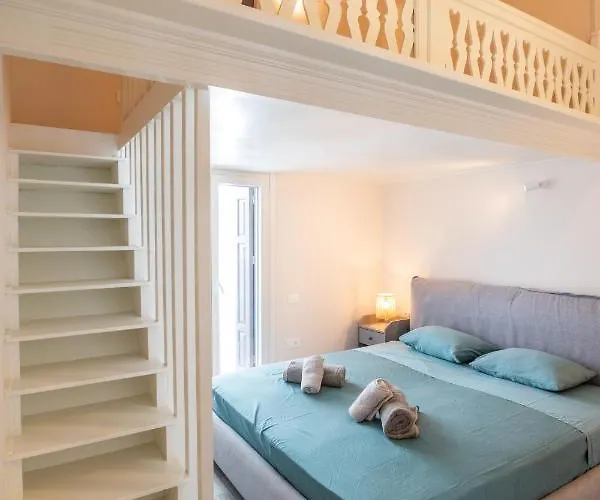 Annika's Family House